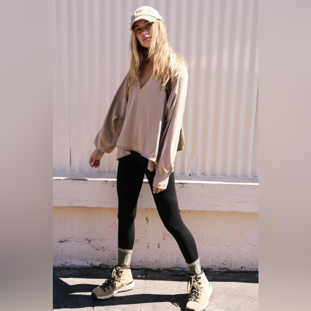 Free People Movement Reflect Layer Tee Long Sleeve Sand Dune NWOT
